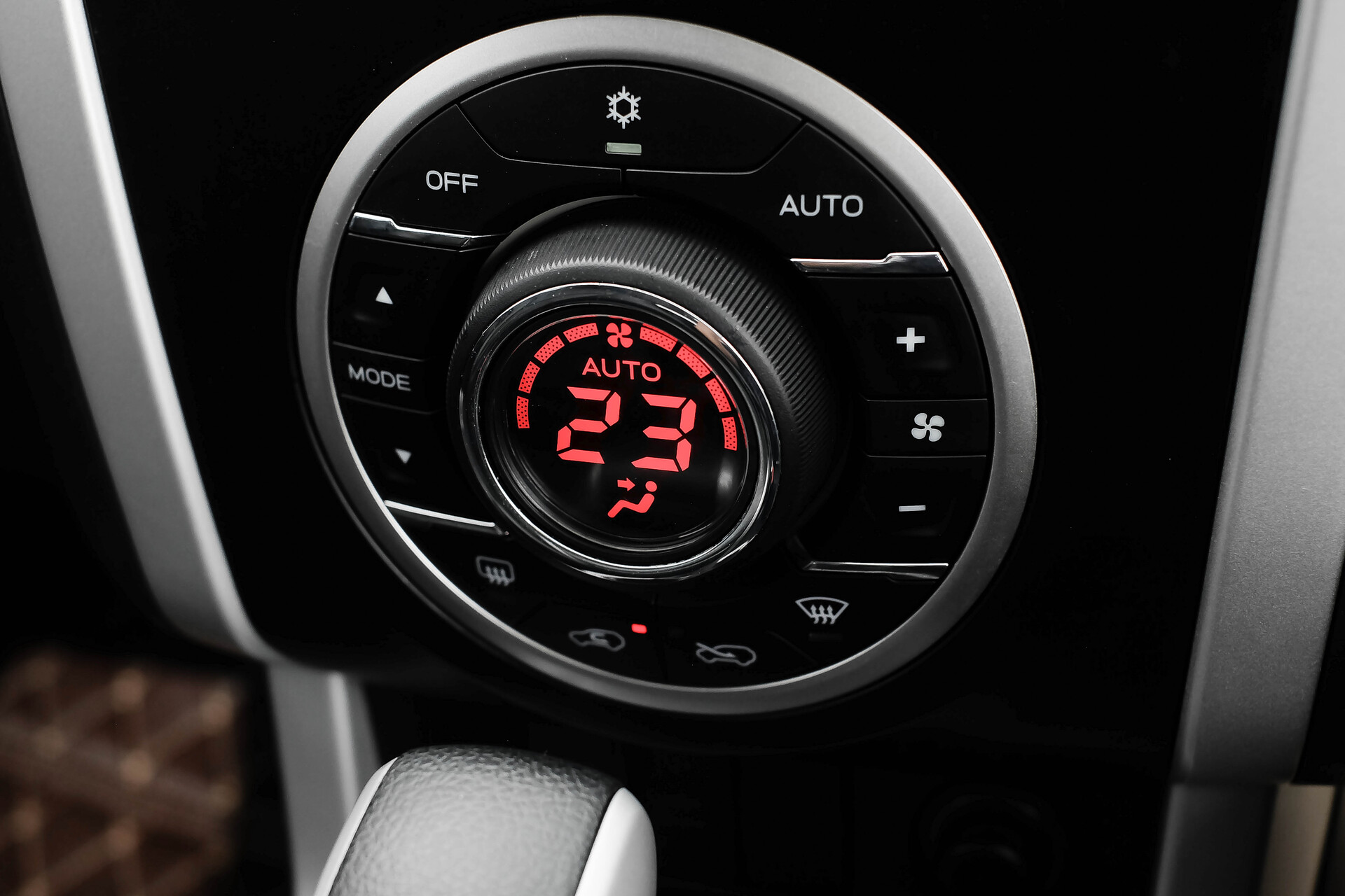 gallery-3400